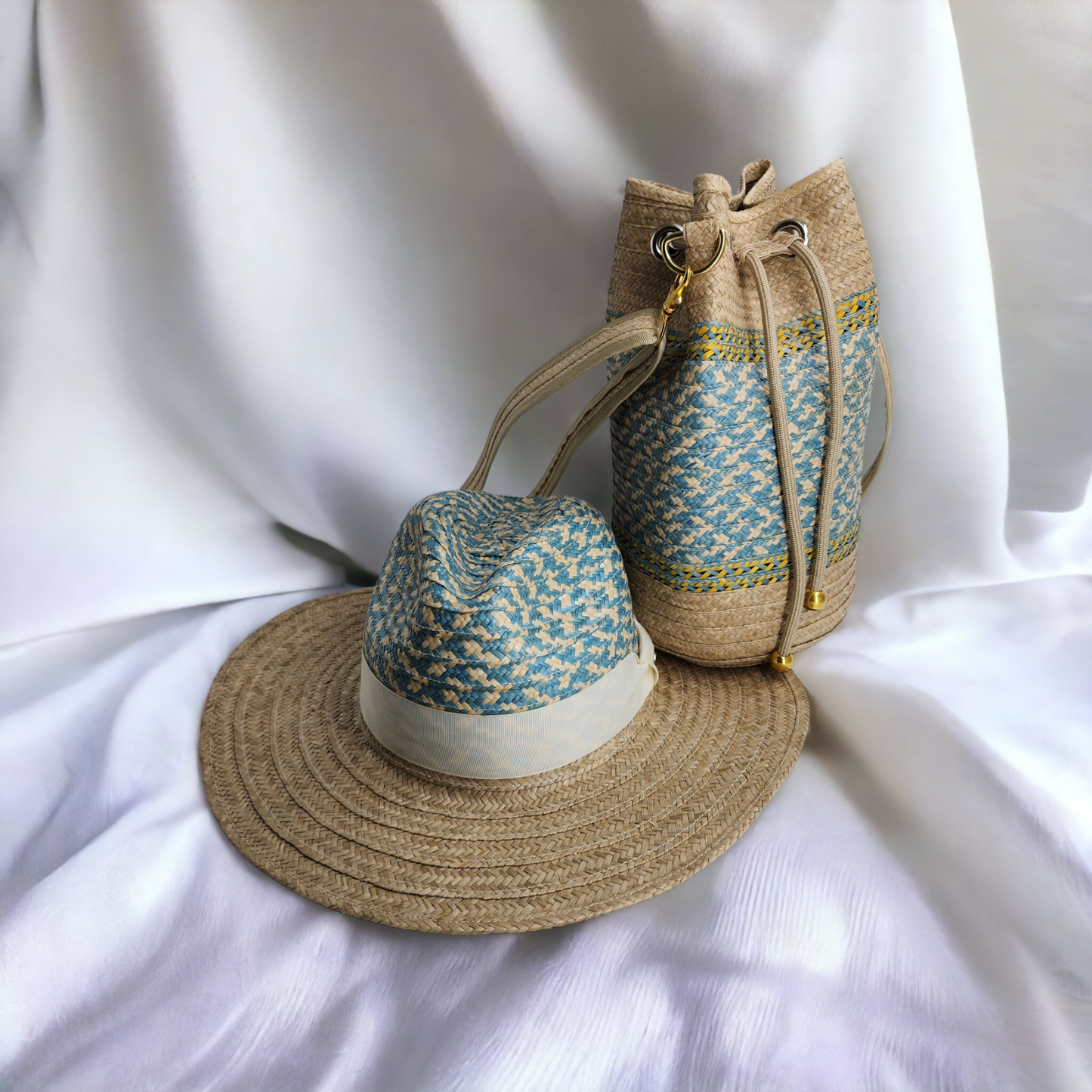 Costeña Bag & Hat - Tundama Natural Fiber & Wayuu Bags Handmade in Colombia the New Trend for Womans Bags & Fashion Styles